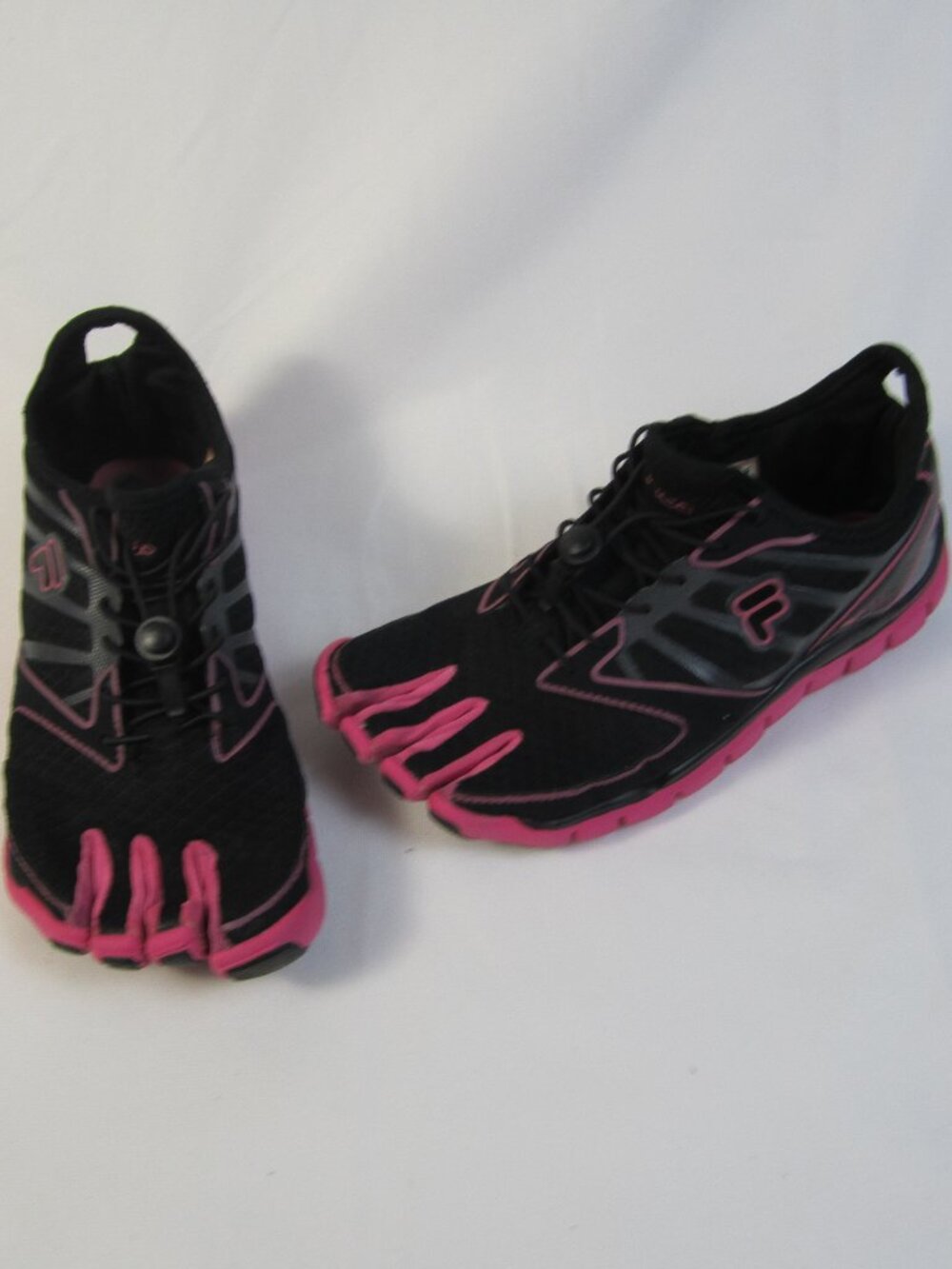 Fila Skeletoes Skele-Toes Womens Barefoot Blk/Pink Barefoot Water Shoes Sz 7